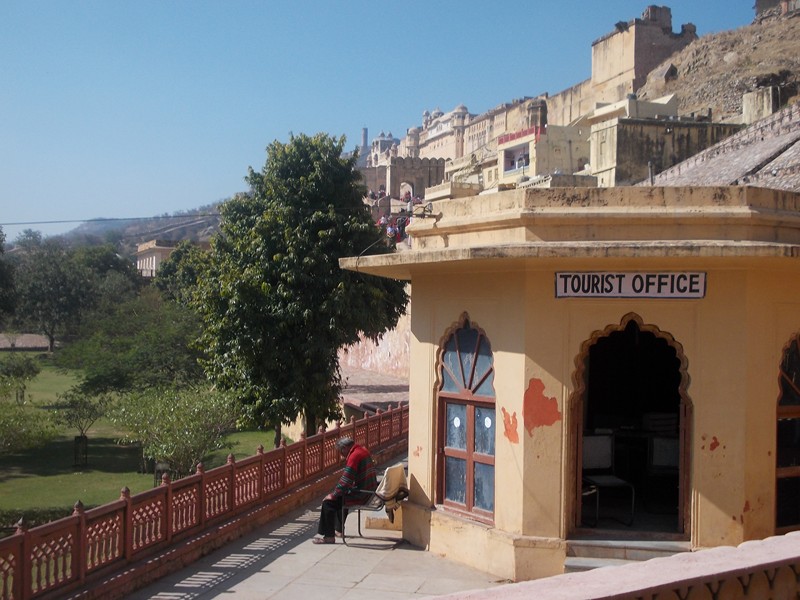 [Jaipur, Athiti Guest House]